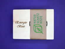 Lade das Bild in den Galerie-Viewer, Zirben-Energie Box mit Lebensblume / Liebevolle Handarbeit